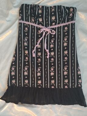 Princess Polly Black Floral Strapless Dress with Pink Ribbon